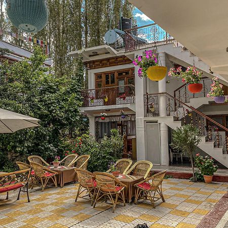 Hotel Shaynam ليه المظهر الخارجي الصورة