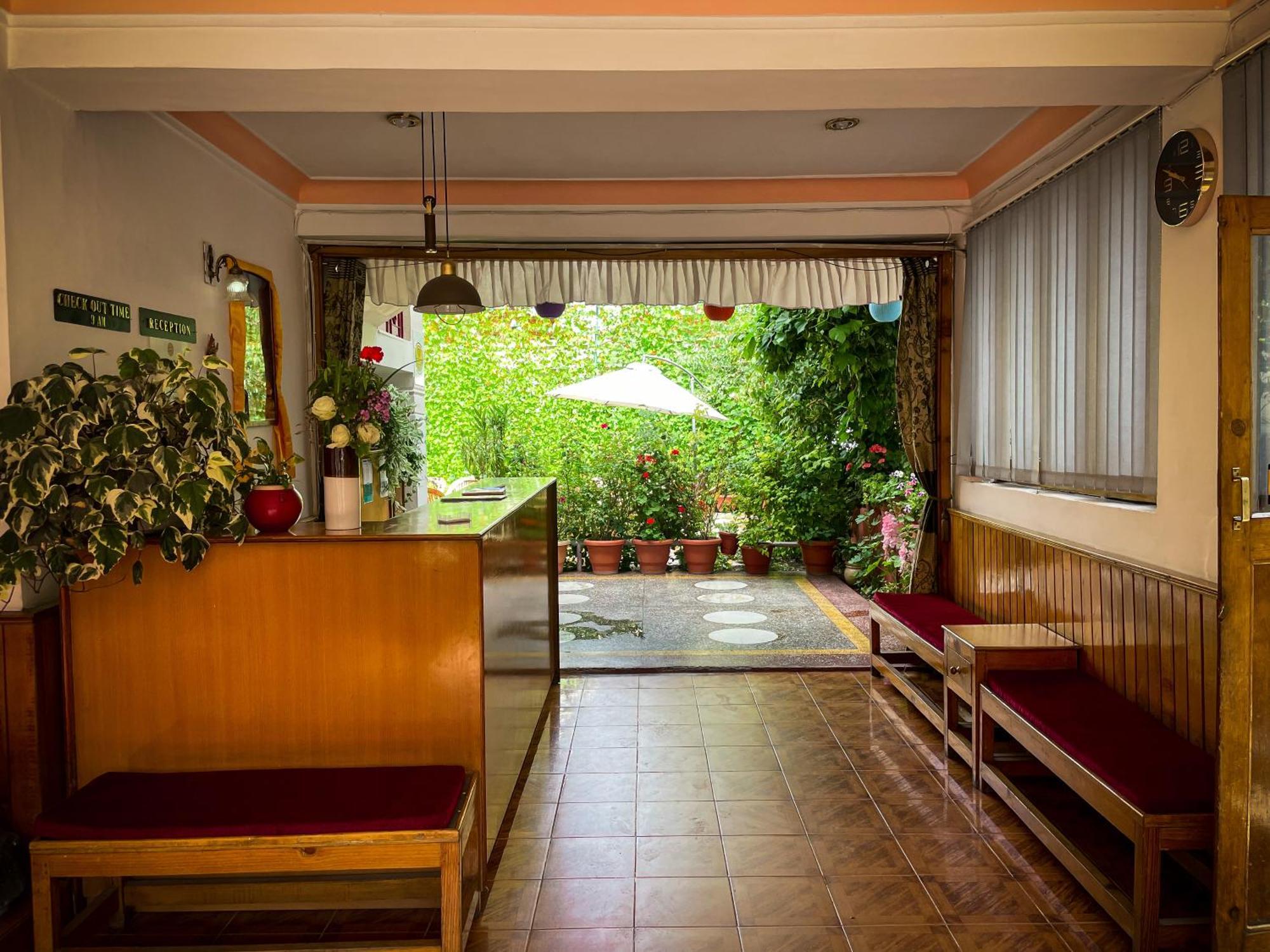Hotel Shaynam ليه المظهر الخارجي الصورة